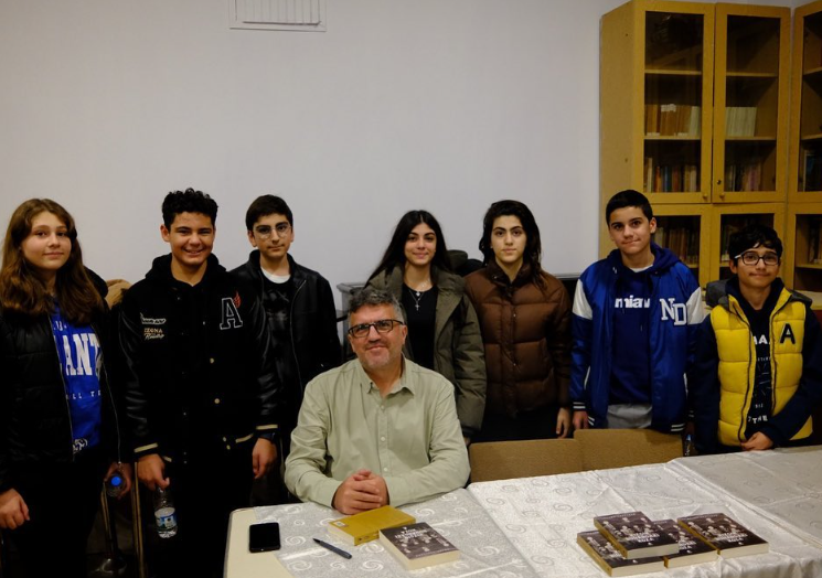 Hagop Gobelyan ile İmza Günü ve Söyleşi — fotoğraf 7